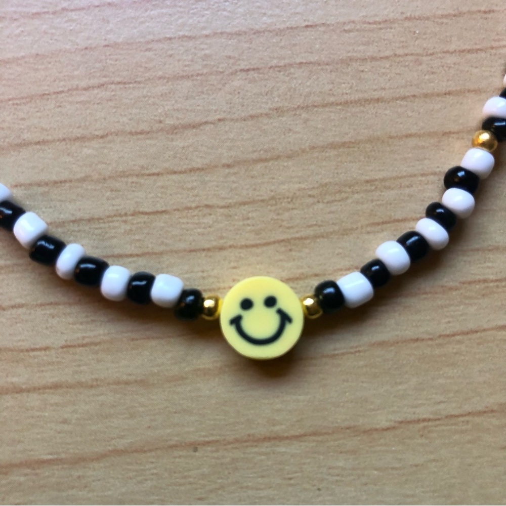 NWT Handmade Black and White Beaded Smiley Face Necklace